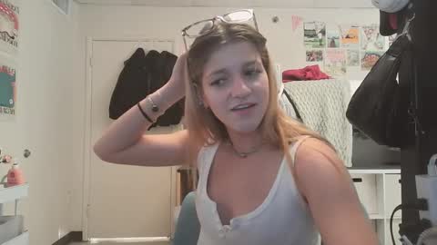 Alex Love online show from 7, 2, 2025