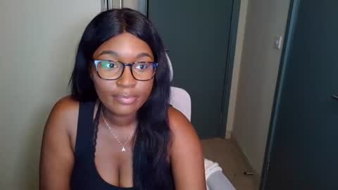 itsanna_b online show from 2, 7, 2026