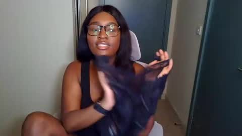 itsanna_b online show from 2, 7, 2026