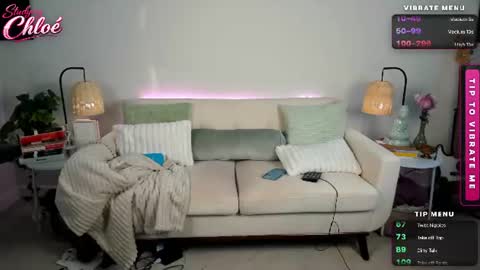 Snapshot of itschloelaurent chatting on 13, 6, 2026 itschloelaurent online show from 13, 6, 2026
