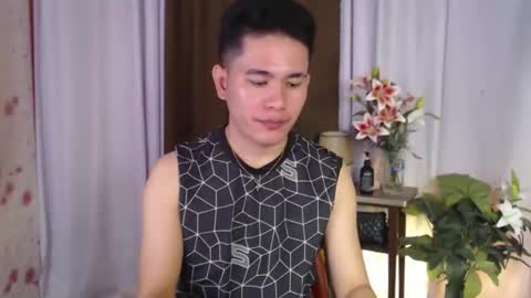 Snapshot of itsme_kent chatting on 8, 11, 2025 kenneth online show from 8, 11, 2025