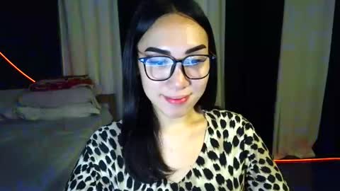 itsmehotqueen online show from 19, 5, 2026