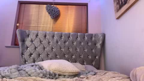 Lola online show from 6, 12, 2024