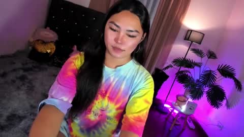 Snapshot of itsmesianaa29 chatting on 8, 7, 2026 Siana online show from 8, 7, 2026