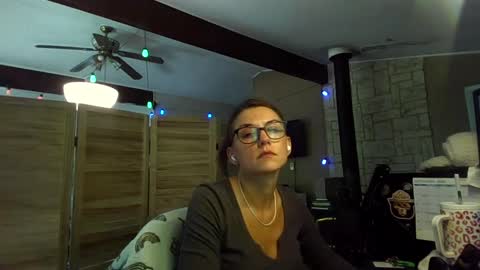 Snapshot of itsmesophie_x chatting on 29, 9, 2025 ItsMeSophie X online show from 29, 9, 2025