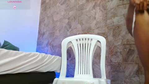 Snapshot of itsmikenoir chatting on 13, 10, 2025 Limited offer 50    online show from 13, 10, 2025