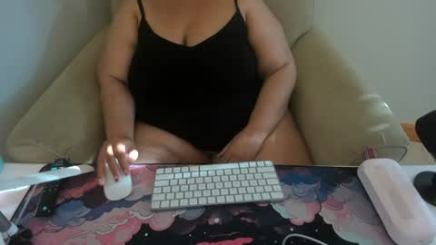 EBONYBBW online show from 16, 6, 2026