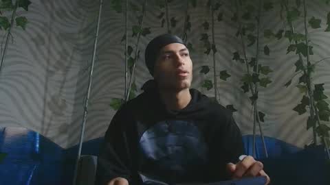 itszairen online show from 15, 3, 2026