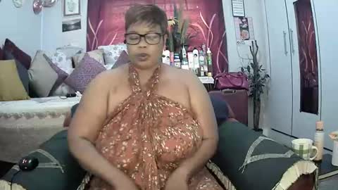 itumeleng74 online show from 15, 2, 2025