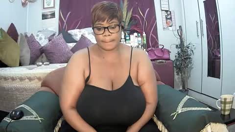 itumeleng74 online show from 24, 2, 2025