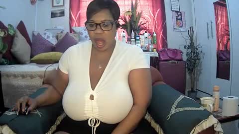 itumeleng74 online show from 3, 3, 2025