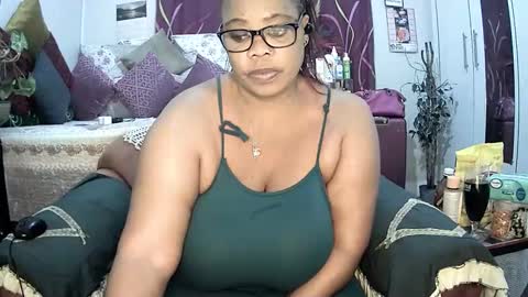 itumeleng74 online show from 10, 3, 2025