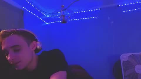 itzd123 online show from 12, 4, 2026