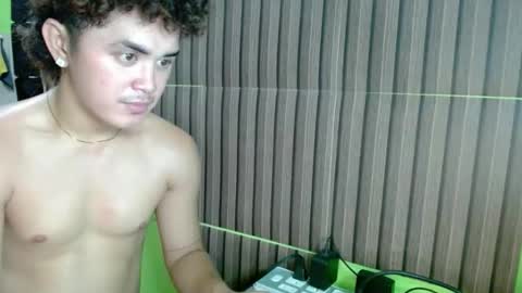 Snapshot of itzme_dex chatting on 14, 5, 2026 itzme_dex online show from 14, 5, 2026