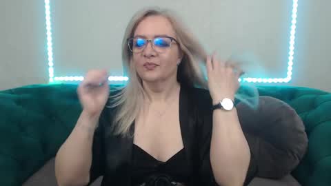 ivanacharm online show from 21, 4, 2026