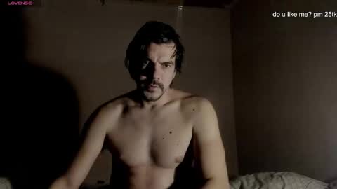 Snapshot of ivancegun chatting on 1, 12, 2025 Ivan online show from 1, 12, 2025