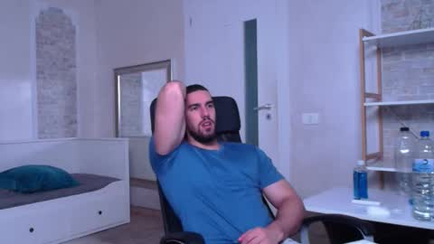 Snapshot of ivanhydee chatting on 17, 9, 2025 IvanHydee online show from 17, 9, 2025