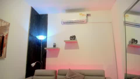 Snapshot of ivania_lua chatting on 11, 4, 2026 ivania_lua online show from 11, 4, 2026