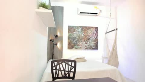 Snapshot of ivania_lua chatting on 12, 5, 2026 ivania_lua online show from 12, 5, 2026