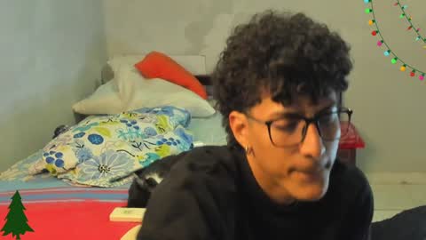 Snapshot of ivano_jones chatting on 15, 12, 2024 Ivano online show from 15, 12, 2024