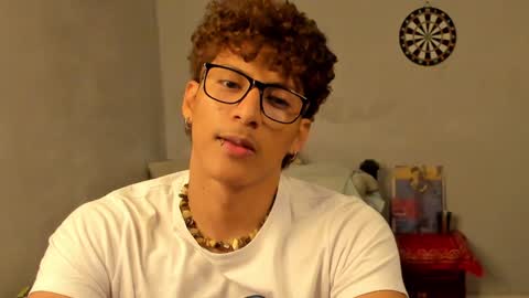 Snapshot of ivano_jones chatting on 3, 2, 2025 Ivano online show from 3, 2, 2025