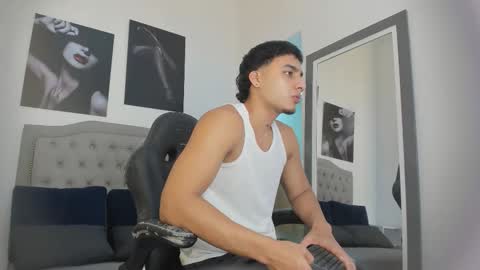Snapshot of ivo_beischel chatting on 15, 10, 2025 Ivo Beischel online show from 15, 10, 2025