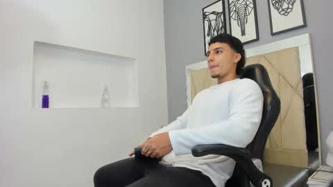 Snapshot of ivo_beischel chatting on 16, 10, 2025 Ivo Beischel online show from 16, 10, 2025