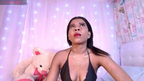 Snapshot of ivonjoness chatting on 18, 12, 2025 Ivon Miss Jones online show from 18, 12, 2025