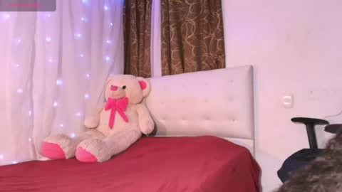  Ivon  Miss Jones  online show from 28, 6, 2026