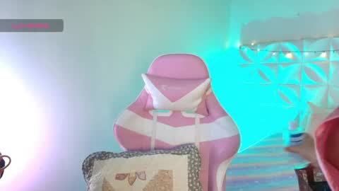 Snapshot of ivonnygoldie chatting on 7, 5, 2026 Ivonny online show from 7, 5, 2026