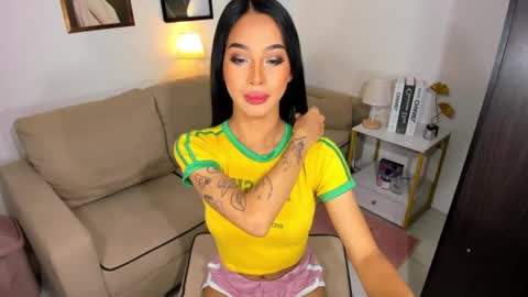 kirstenelsie online show from 30, 12, 2024