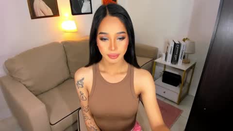 kirstenelsie online show from 12, 1, 2025