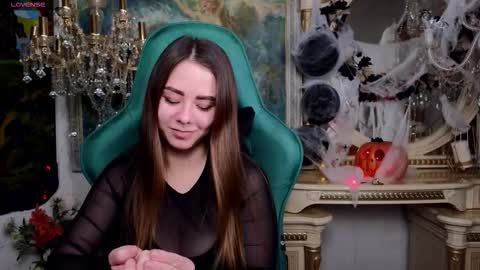 ivorywood_ online show from 10, 11, 2025