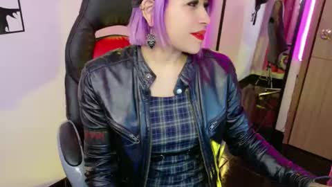 Snapshot of ivy__taylorr chatting on 4, 7, 2026 Diana Rojas online show from 4, 7, 2026