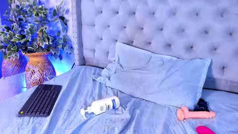 Daniela  online show from 11, 3, 2026