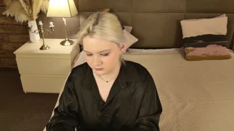 Ivy online show from 7, 4, 2026