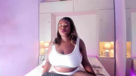 Snapshot of ivybennett chatting on 24, 3, 2026 IVANA online show from 24, 3, 2026