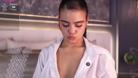 ivyellis online show from 6, 3, 2026