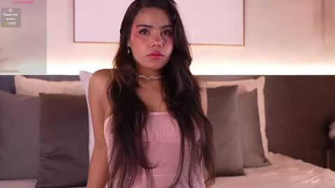 ivyellis online show from 17, 5, 2026