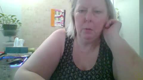 ivyjane3522 online show from 25, 4, 2026