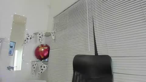 ivymilleer online show from 8, 7, 2026
