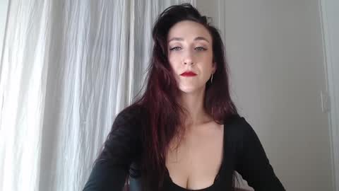 Ivy Rosie online show from 3, 6, 2026