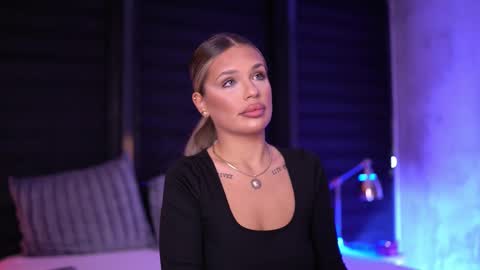 IvyRowa online show from 9, 3, 2025