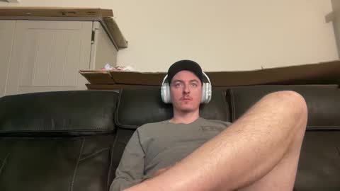 iwantyounow42069 online show from 23, 3, 2026