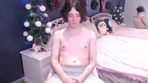 Snapshot of iwillfall_ chatting on 22, 12, 2025 Maxim online show from 22, 12, 2025