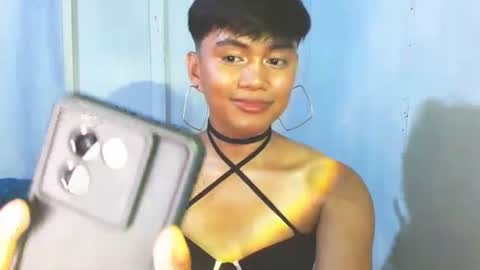 iya143 online show from 2, 10, 2025