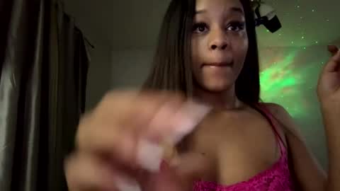 Snapshot of iysisfv chatting on 24, 1, 2025 iysisfv online show from 24, 1, 2025