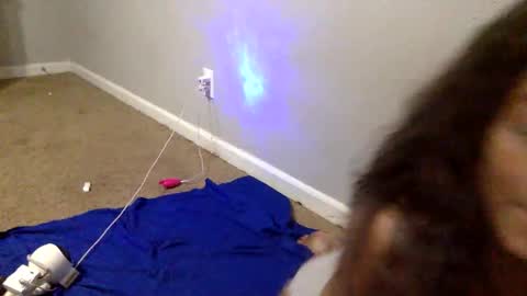 Snapshot of iysisfv chatting on 15, 10, 2025 iysisfv online show from 15, 10, 2025