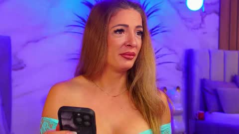 izabelle_02 online show from 6, 1, 2026