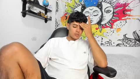 Snapshot of izan_jensen chatting on 5, 10, 2025 Izan online show from 5, 10, 2025